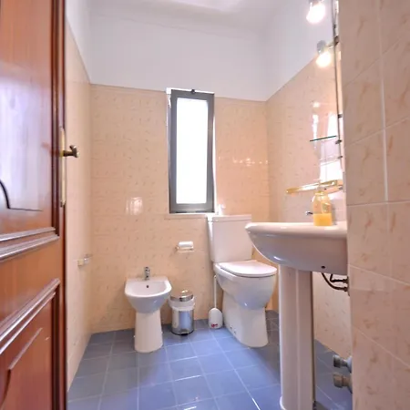 Villa In With Pool Near Golf Courses Vilamoura
