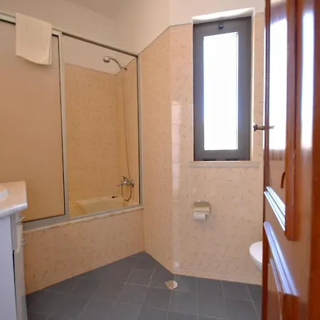 Villa In With Pool Near Golf Courses Vilamoura