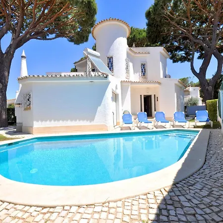 In With Pool Near Golf Courses *